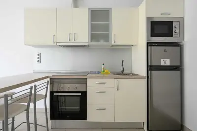 Una cocina o zona de cocina en Canteras Suites