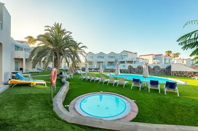 Piscina en o cerca de Apartamentos LIVVO Koala Garden