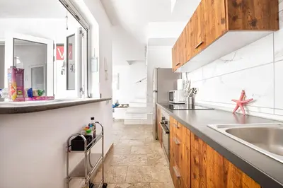 Una cocina o zona de cocina en Paradisíaco Bungalow en Sonnenland