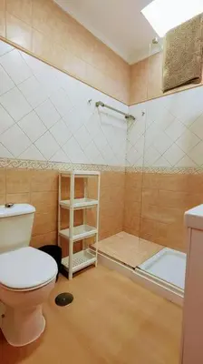Un baño de Precioso Bungalow 12 by CASAS COCODRILO