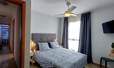 Cama o camas de una habitación en Modern house with 2 bedrooms near the beach