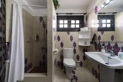 Un baño de Villa Coki Deluxe - First line of the beach