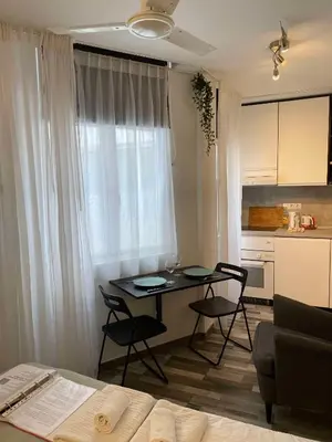 Una cocina o zona de cocina en Interior Studio Serviced Apartment