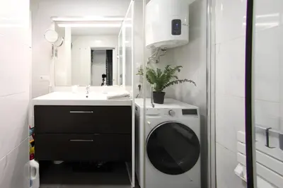 Un baño de Interior Studio Serviced Apartment