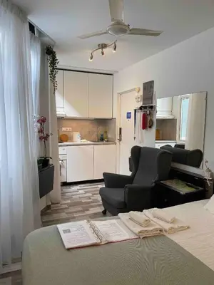 Una cocina o zona de cocina en Interior Studio Serviced Apartment