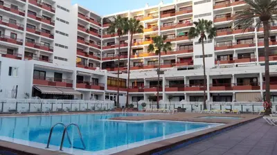 Piscina en o cerca de Modern Apartment