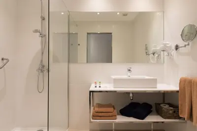 Un baño de HC Luxe