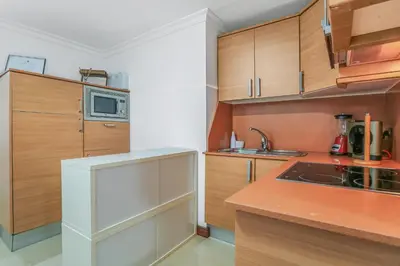 Una cocina o zona de cocina en My Home by the Sea