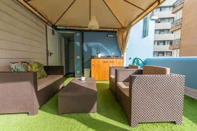 Zona de estar de Costa Lairaga Suite. Beachfront! Air conditioned