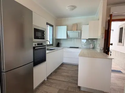 Una cocina o zona de cocina en Villa Sunset Tauro