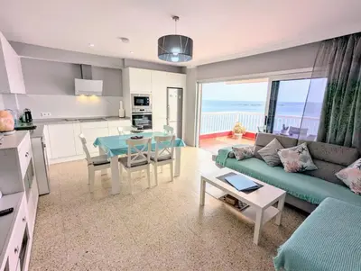 Una cocina o zona de cocina en Salinetas Terraza Playa