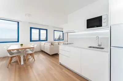 Una cocina o zona de cocina en Alsol Los Caribes 1- Adults Only