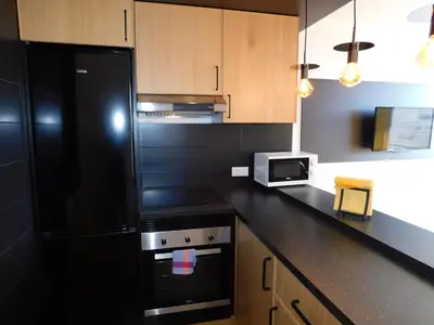 Una cocina o zona de cocina en Siesta Friendly Holiday Home