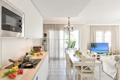 Una cocina o zona de cocina en Bungalow Pasito Blanco Marina Port 4 by VillaGranCanaria