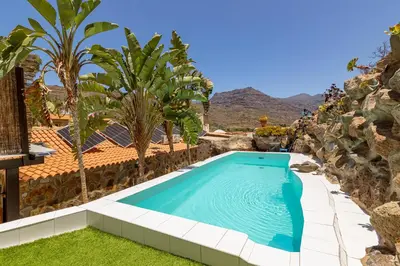 Piscina en o cerca de Casa Los Pinos