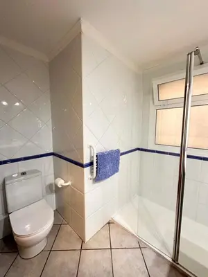 Un baño de Marazul Canteras