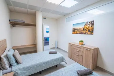 Cama o camas de una habitación en El Puente Holiday Home -Airport