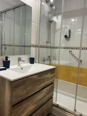 Un baño de TC Bungalow Melocotones 15