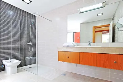 Un baño de Salobre Vista Golf 1