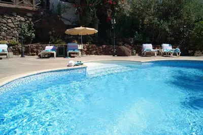 Piscina en o cerca de Casa Rural El Olivar - La Almazara