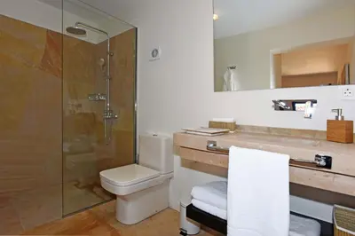 Un baño de Salobre Cardón