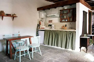Una cocina o zona de cocina en Casa rural EL Olivar - El Orujo
