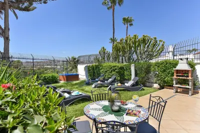 Jardín al aire libre en The Secret Garden Holiday Home