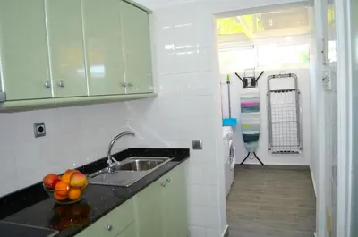 Una cocina o zona de cocina en The Peaches Bungalows 45 & 46