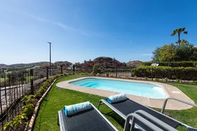 Piscina en o cerca de Salobre Villas Lagos