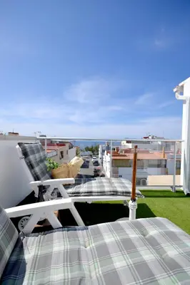 Zona de estar de Amplio apartamento recién reformado