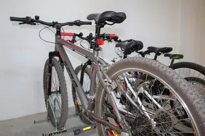 Montar en bicicleta en Edificio Arinaga Golden o alrededores