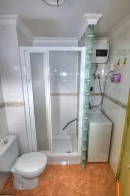 Un baño de Centrico apartamento 423 by CASAS COCODRILO