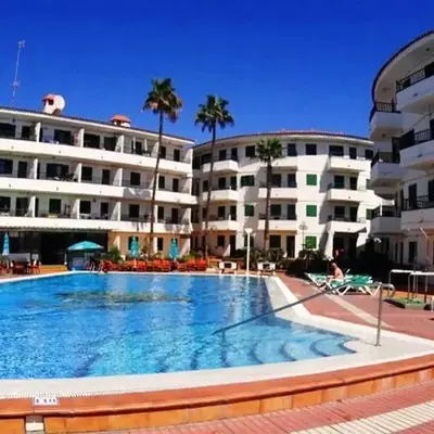 Céntrico apartamento 201 by CASAS COCODRILO