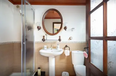 Un baño de La Cuadra