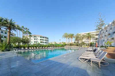 Piscina en o cerca de Ura Hotels Jardín Del Atlántico