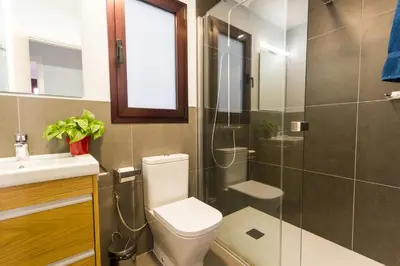 Un baño de Canteras Luxury Beach Apartments