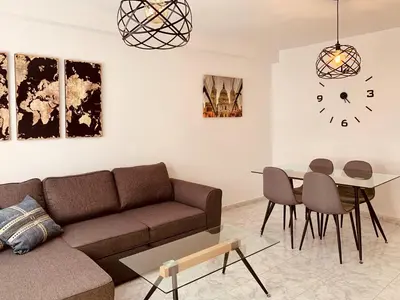 Zona de estar de A&F Comfort Modern House