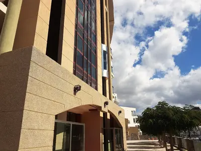 Edificio en el que se encuentra el apartamento