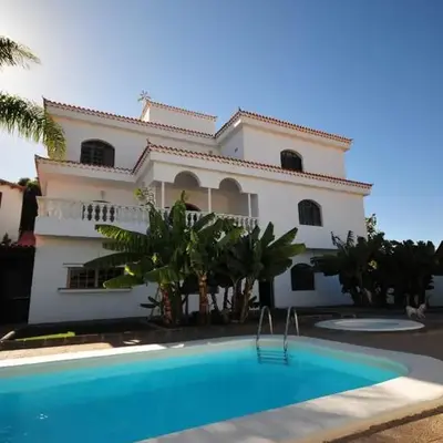Villa Carolina with private pool