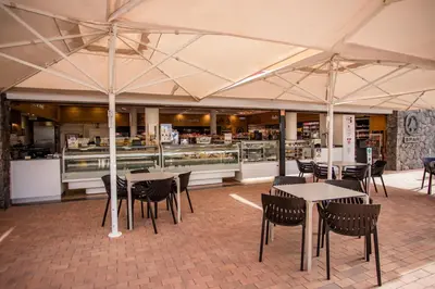 Un restaurante o sitio para comer en Arguineguín Park By Servatur VV