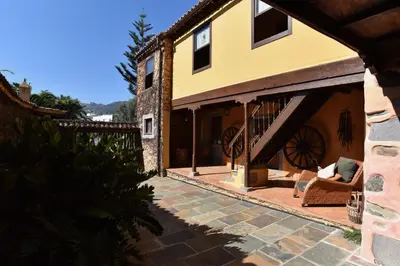 Edificio en el que se encuentra the country house