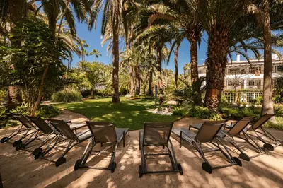 Jardín al aire libre en Eden Meloneras by TAM Resorts