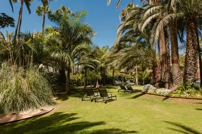 Jardín al aire libre en Eden Meloneras by TAM Resorts