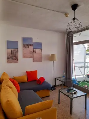 Zona de estar de appartement yumbo europa