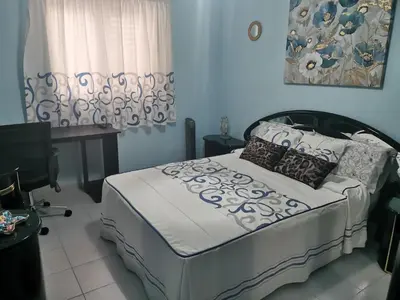 Cama o camas de una habitación en Habitación con baño privado