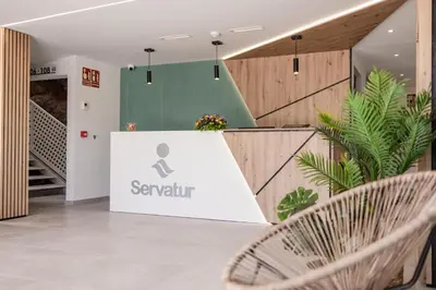 El vestíbulo o zona de recepción de Servatur Hartaguna - Adults Only