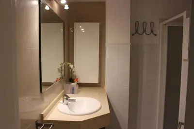 Un baño de Lord Nelson Las Canteras 3