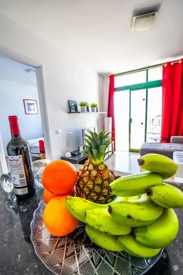 Comida en o cerca de este apartamento