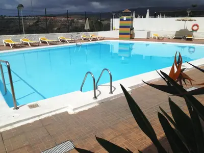 Piscina en o cerca de APT with sea view and large swimming pool