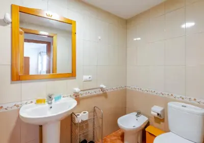 Un baño de Playa Azul: Amplio y luminoso con vistas al mar